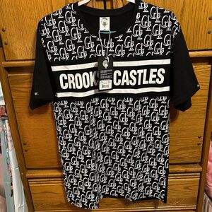 Crooks & Castles Black and White Graphic Tee Size Large